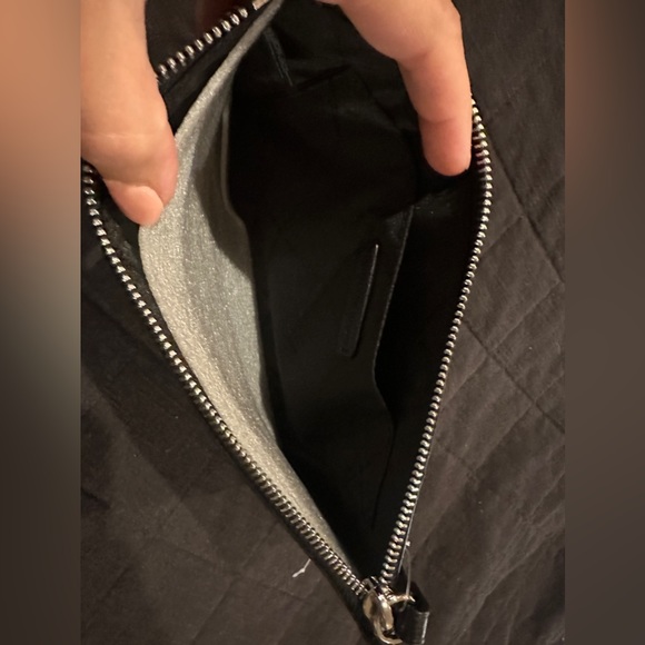 NWT Michael Kors Large Zip Clutch - Picture 5 of 9